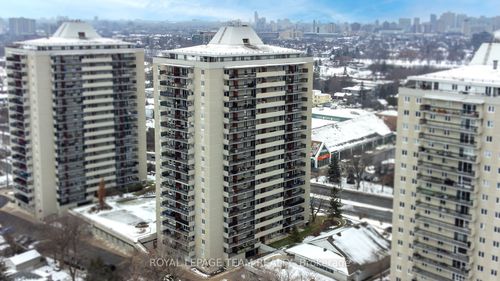 709-158B Mcarthur Ave, Vanier, ON, K1L8C9 | Card Image