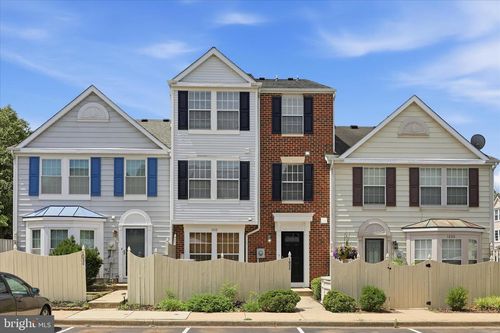 1032 Staghorn Ave, FREDERICK, MD, 21703-6103 | Card Image