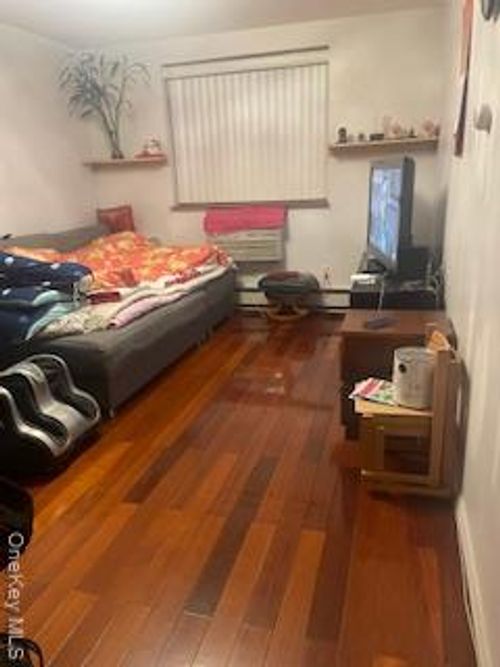 2b-34 Leavitt Street, New York, NY, 11354 | Card Image