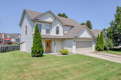 3694 Nadia Dr, Clarksville, TN, 37040-2589 | Card Image