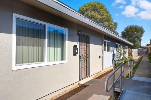 557 Florida Street, Imperial Beach, CA, 91932 | Card Image