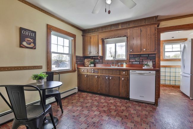 18 Eastern Ave, House other with 3 bedrooms, 1 bathrooms and 3 parking in Wakefield MA | Image 19