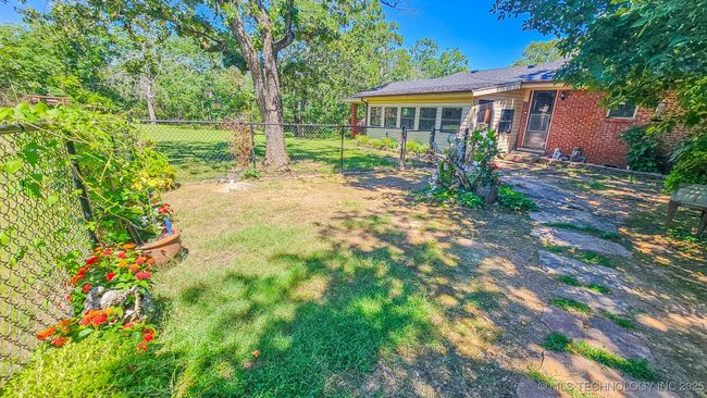 105 W Mockingbird Ln, House other with 3 bedrooms, 1 bathrooms and null parking in McAlester OK | Image 40