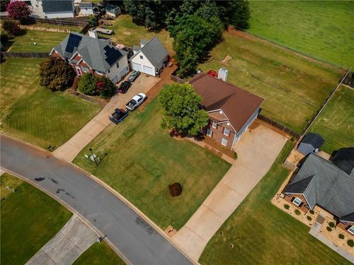 31 Churchill Downs Ne, Cartersville, GA, 30121-8015 | Card Image