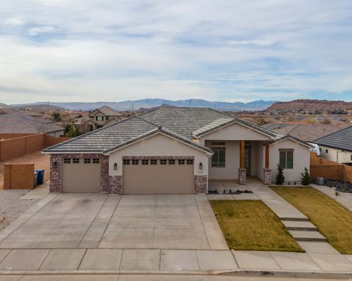 2628 S 3210 E, St. George, UT, 84790-1818 | Card Image