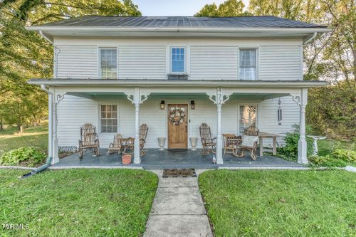 472 Piney Flats Rd, Piney Flats, TN, 37686-4816 | Card Image