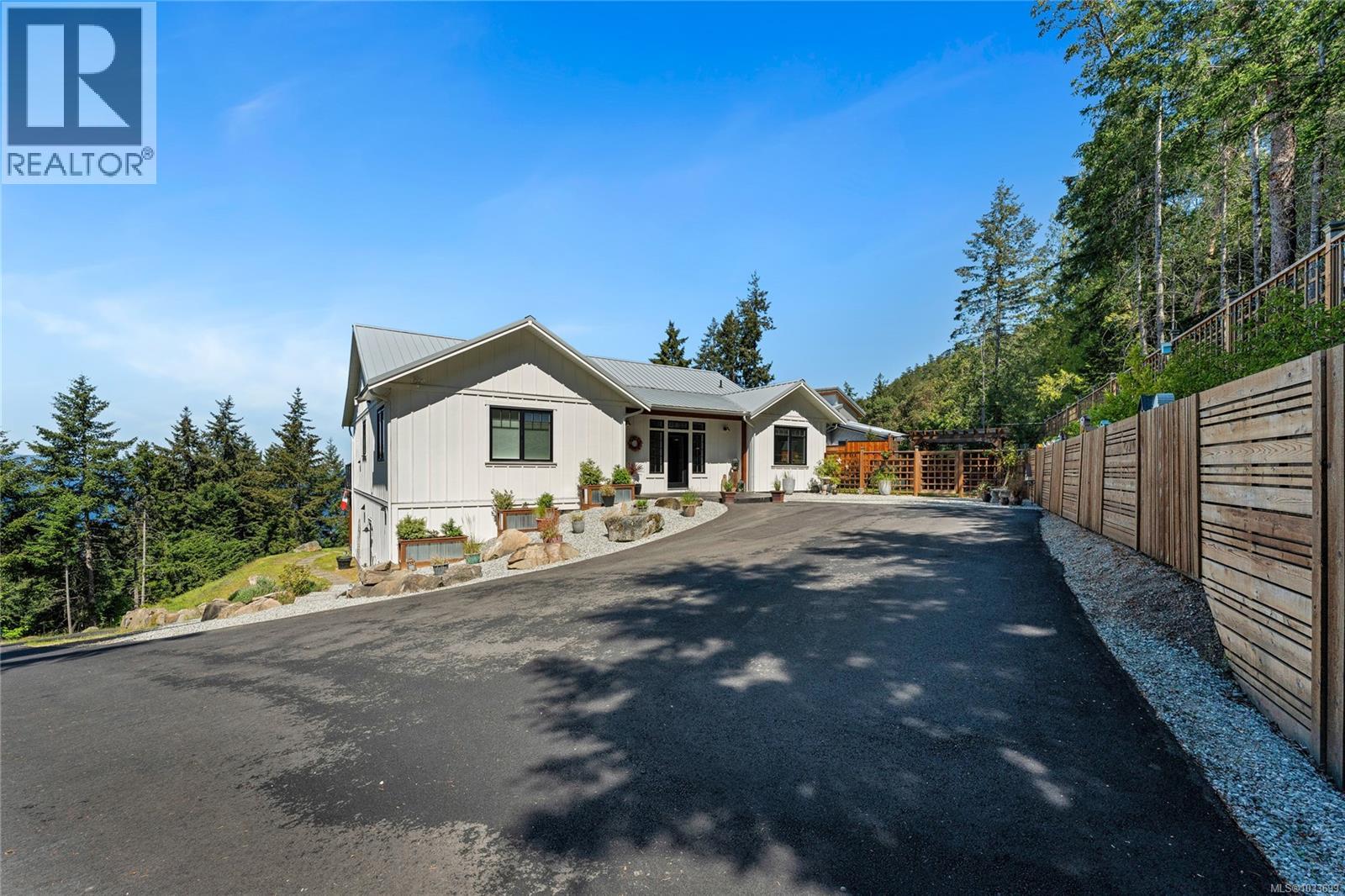 Residential in Salt Spring 3