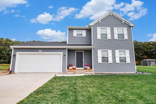 47223 Silver Oaks Blvd, Mattawan, MI, 49071-7302 | Card Image