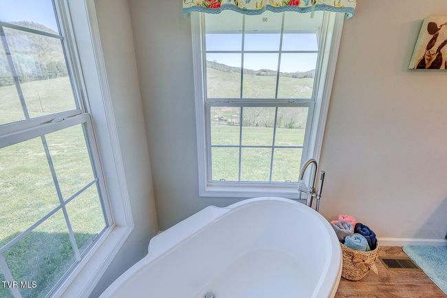 2057 Kite Rd, House other with 3 bedrooms, 2 bathrooms and null parking in Greeneville TN | Image 16