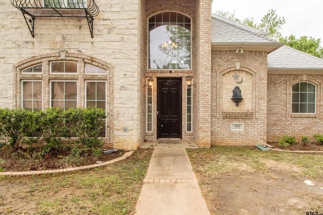 3826 Woods Blvd, House other with 4 bedrooms, 3 bathrooms and null parking in Tyler TX | Image 5