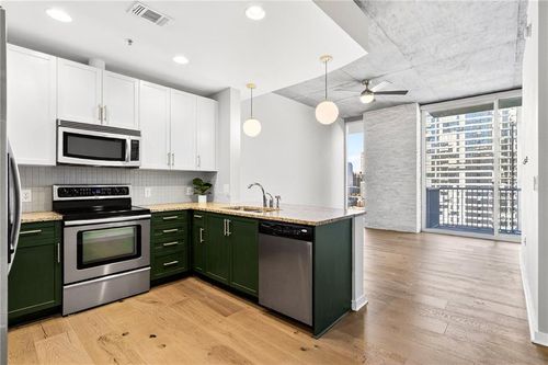 unit-1810-855 Peachtree St Ne, atlanta, GA, 30308-7413 | Card Image