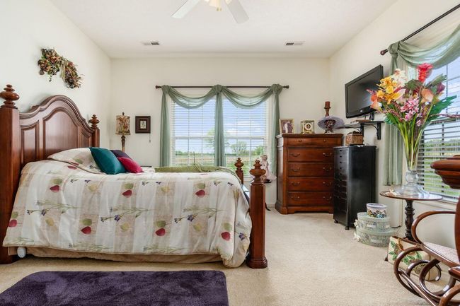 31 Claire Ct, Condo with 3 bedrooms, 2 bathrooms and null parking in Circleville OH | Image 23