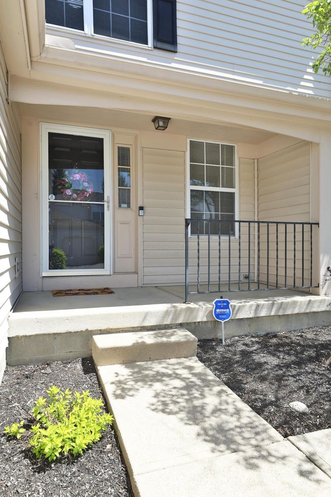 105B - 5344 Ambrosia Ave, Condo with 2 bedrooms, 3 bathrooms and null parking in Columbus OH | Image 4