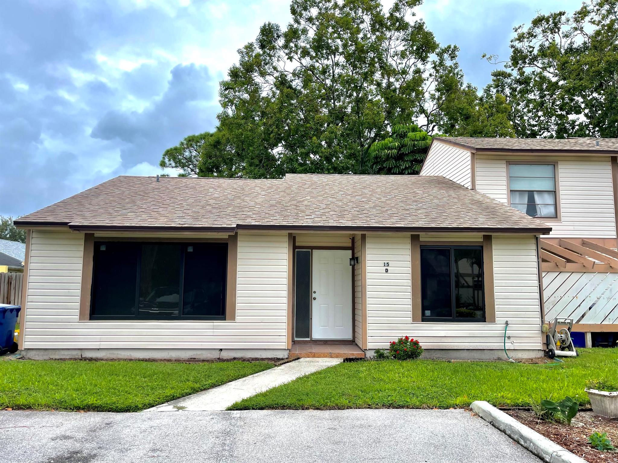 15D 132 Sherwood Circle, For Sale in Jupiter Zoocasa