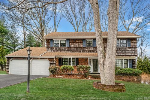 10 Penelope Dr, East Setauket, NY, 11733-2010 | Card Image