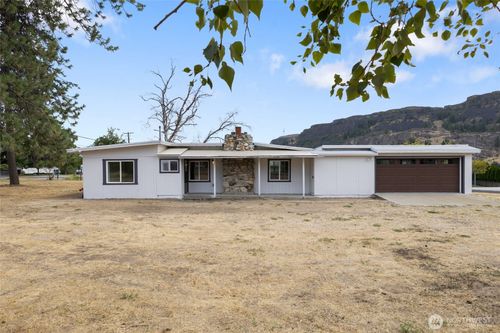 77 Diamond St, Electric City, WA, 99123-5140 | Card Image