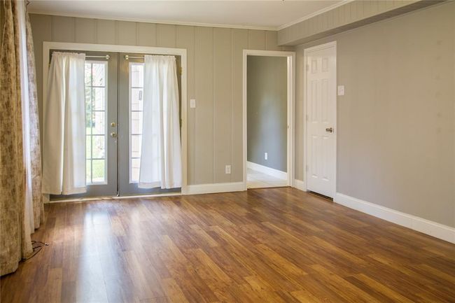 711 E Sixth St, House other with 3 bedrooms, 2 bathrooms and 3 parking in Brenham TX | Image 17