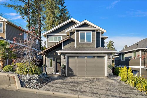 2164 Timber Ridge Crt, Central Saanich, BC, V8M1M2 | Card Image