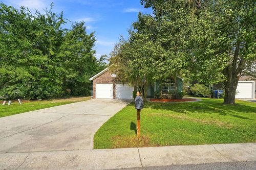 10 Solomon Ct, Charleston, SC, 29414-6825 | Card Image
