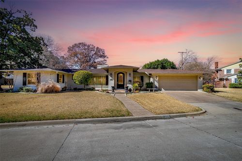 2608 Hartwood Dr, Fort Worth, TX, 76109-1227 | Card Image