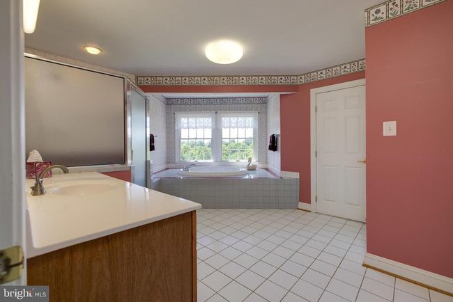 360 Lazy River East Rd, House other with 4 bedrooms, 5 bathrooms and null parking in Luray VA | Image 47