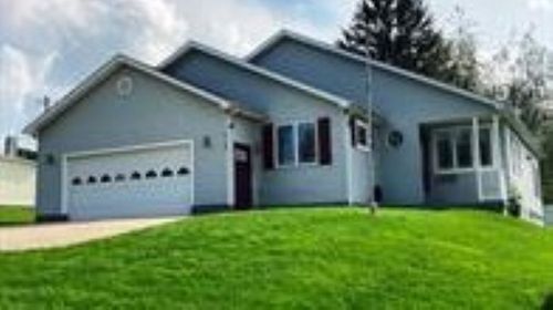 4138 Stanton St, Erie, PA, 16510-3450 | Card Image