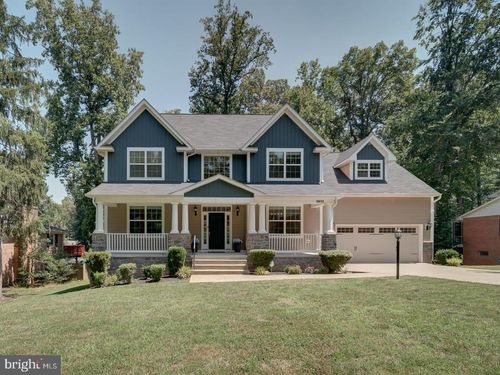 18413 Cedar Dr, TRIANGLE, VA, 22172-1415 | Card Image