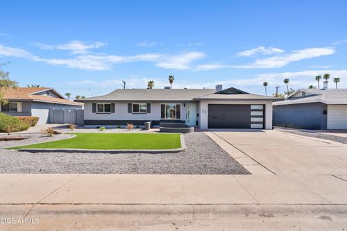 11 W Fairmont Dr, Tempe, AZ, 85282-3632 | Card Image