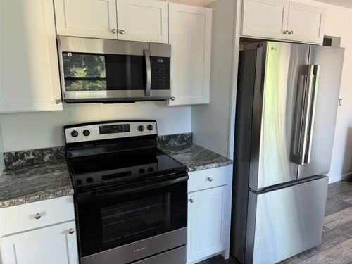 1573 Wagon Wheel Ln, Grand Blanc, MI, 48439-4848 | Card Image