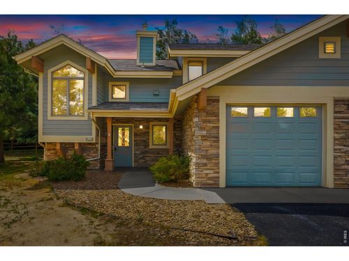 861 Crabapple Ln, Estes Park, CO, 80517-9777 | Card Image