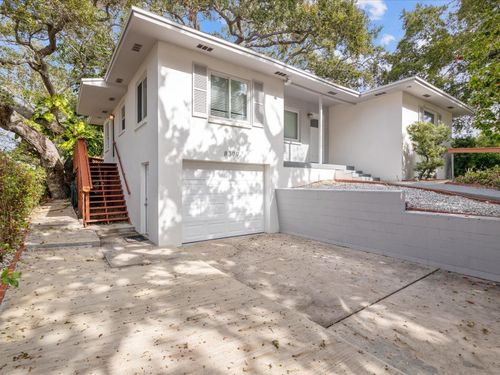 8399 42nd Ave N, ST PETERSBURG, FL, 33709-3946 | Card Image
