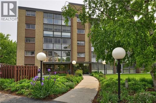 404-400 Champlain Blvd, Cambridge, ON, N1R7J6 | Card Image
