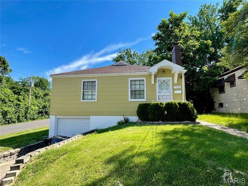 7531 Cory Pl, Saint Louis, MO, 63133-1300 | Card Image