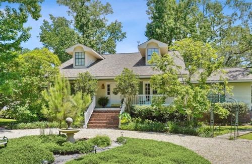 214 Tchefuncte Dr, Covington, LA, 70433-4919 | Card Image