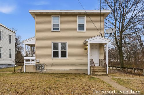 810 W Southern Avenue, Muskegon, MI, 49441 | Card Image