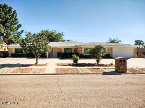 3610 Buxton Dr, Horizon City, TX, 79928-6515 | Card Image