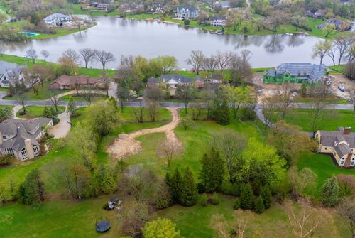 1846 Clover Dr, Inverness, IL, 60067-4640 | Card Image