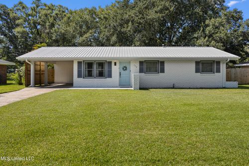 108 Sunhaven Dr, Ocean Springs, MS, 39564-4026 | Card Image