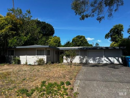 57 Pico Vis, Novato, CA, 94947-2105 | Card Image