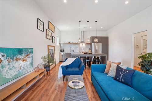 1401 Termino Ave, Long Beach, CA, 90804-2118 | Card Image