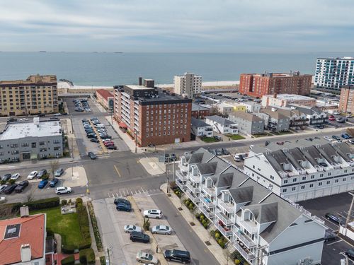 155-155 Monroe Blvd, Long Beach, NY, 11561-3627 | Card Image