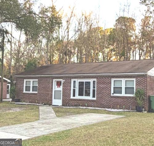 504 Stewart Dr, Hinesville, GA, 31313-3738 | Card Image