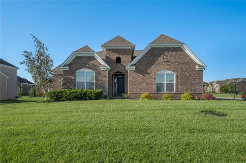 9501 Flatrock Dr, Centerville, OH, 45458-3781 | Card Image