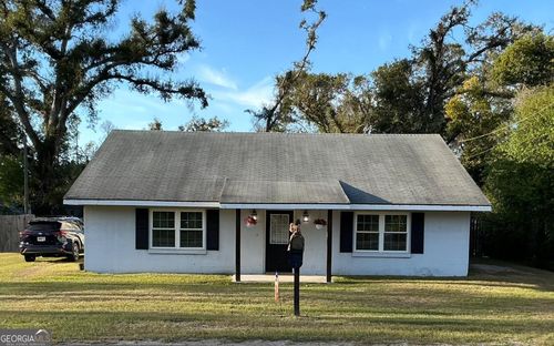 1017 Van Streat Hwy, Nicholls, GA, 31554-5031 | Card Image