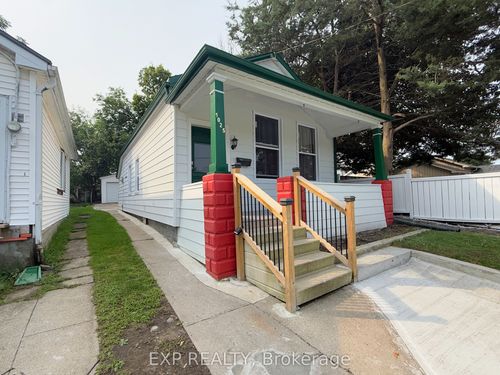 1025 York St, London, ON, N5W2T4 | Card Image