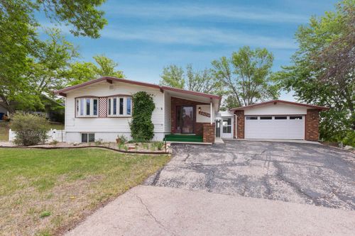 2806 Maple Avenue, Rapid City, SD, 57701 | Card Image