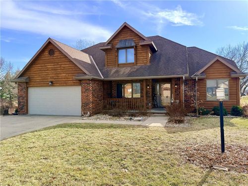 4410 Hunter Dr, Saint Joseph, MO, 64506-4907 | Card Image