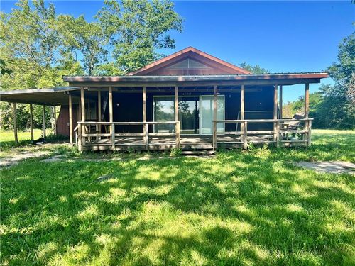 1065 230th St, Fort Scott, KS, 66701-8715 | Card Image