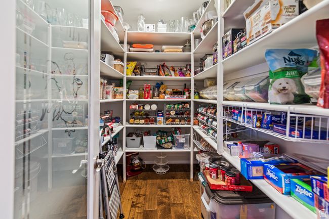 View of pantry | Image 39
