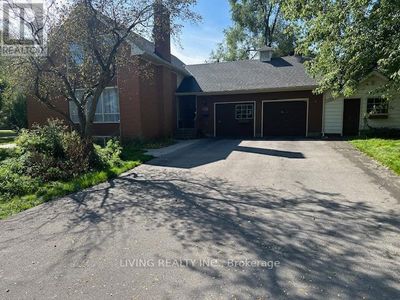 214 Cherryhill Rd, House other with 4 bedrooms, 3 bathrooms and 8 parking in Oakville ON | Image 1